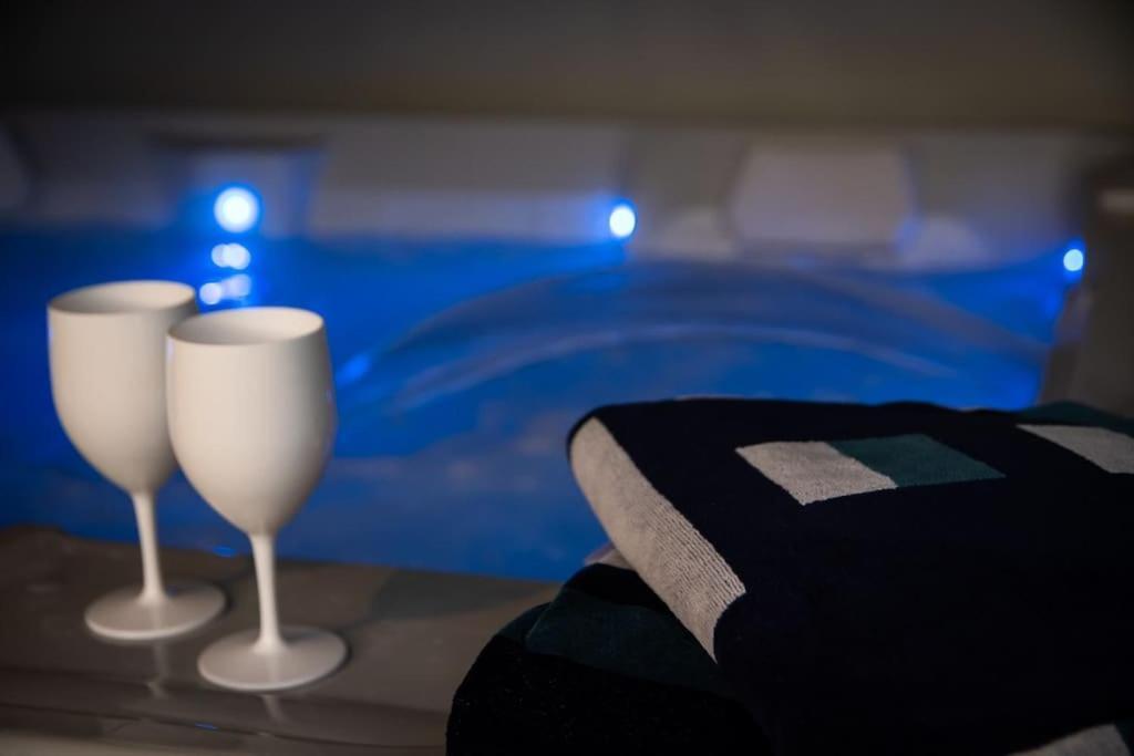 Luxury Central Bmth House With Hot Tub. Stunning! Μπόρνμουθ Εξωτερικό φωτογραφία